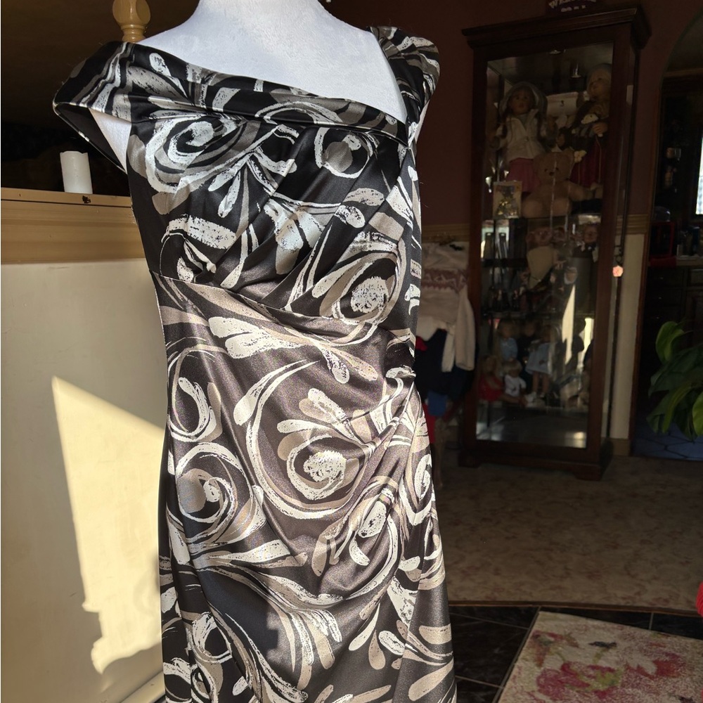 Elegant Black and White Floral Dress